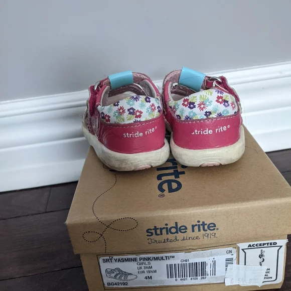 Stride Rite Sandals size 4T - Picture 3 of 6